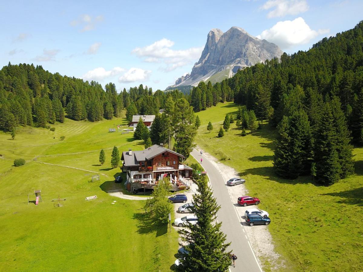Edelweisshuette Hotel Funes  Ngoại thất bức ảnh